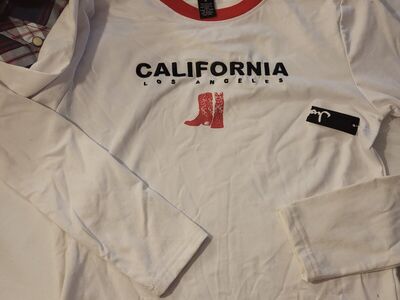 Califorina Cow Girl Shirt Size M