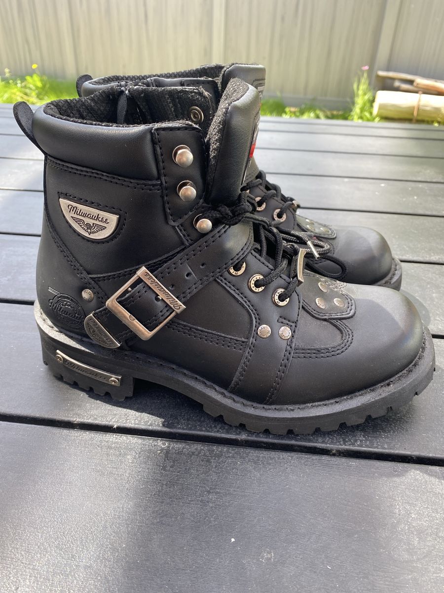 Milwaukee Leather Men's 8.5C Black Leather Freedom Flex MB233 Waterproof Motorcycle Boots