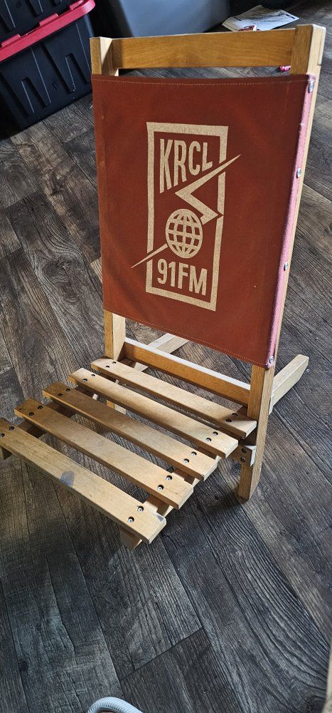 Vintage KRCL 91FM Wooden Foldable Outdoor Seat/Chair - Red Canvas & Wood, Portable