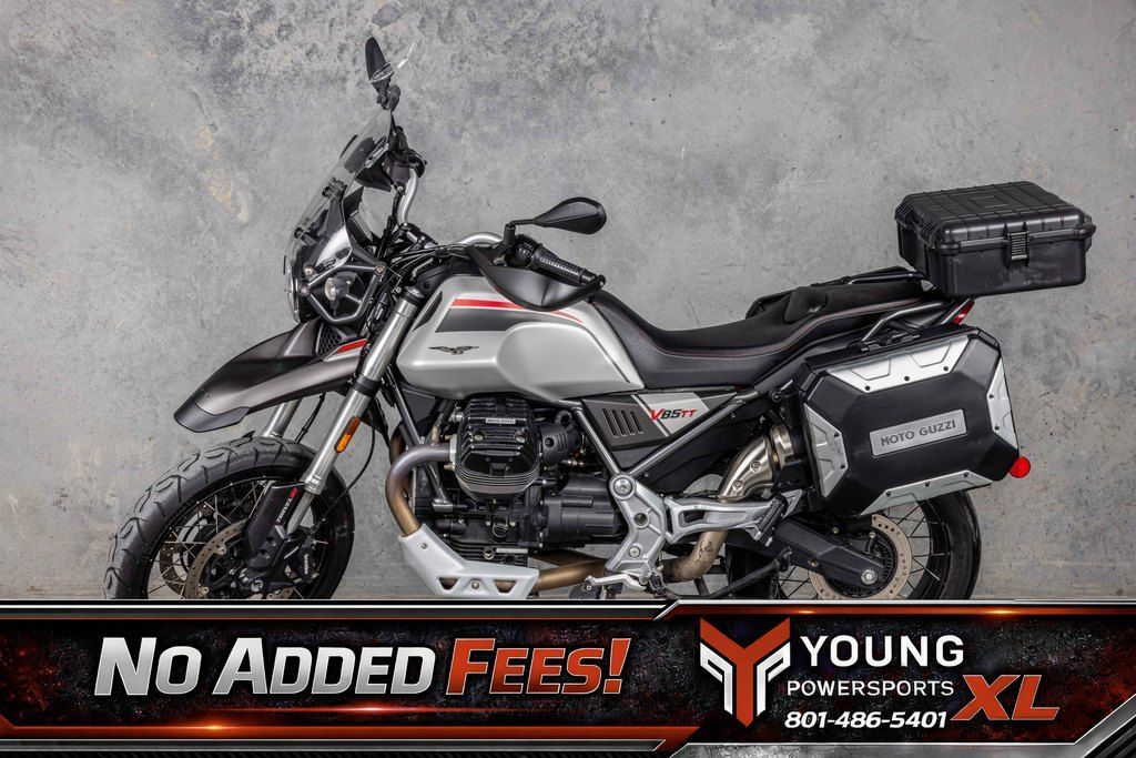 2022 Moto Guzzi V85 TT Guardia d'Onore E5