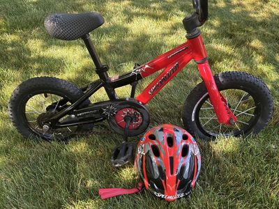 Specialized Hotrock 12 Inch Kids Bike