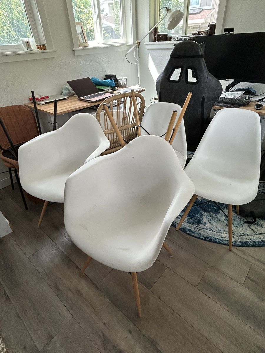 5 white IKEA chairs