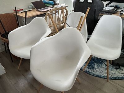 5 white IKEA chairs