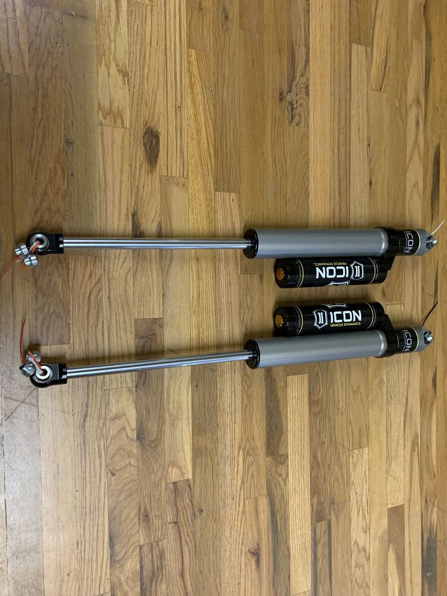 ICON 2.5 VS Series CDCV Piggyback Reservoir 3-6 inch Rear Lift Shocks (Pair) 1999-2019 Ford F250 & F350 F-350 F-250 37701CP