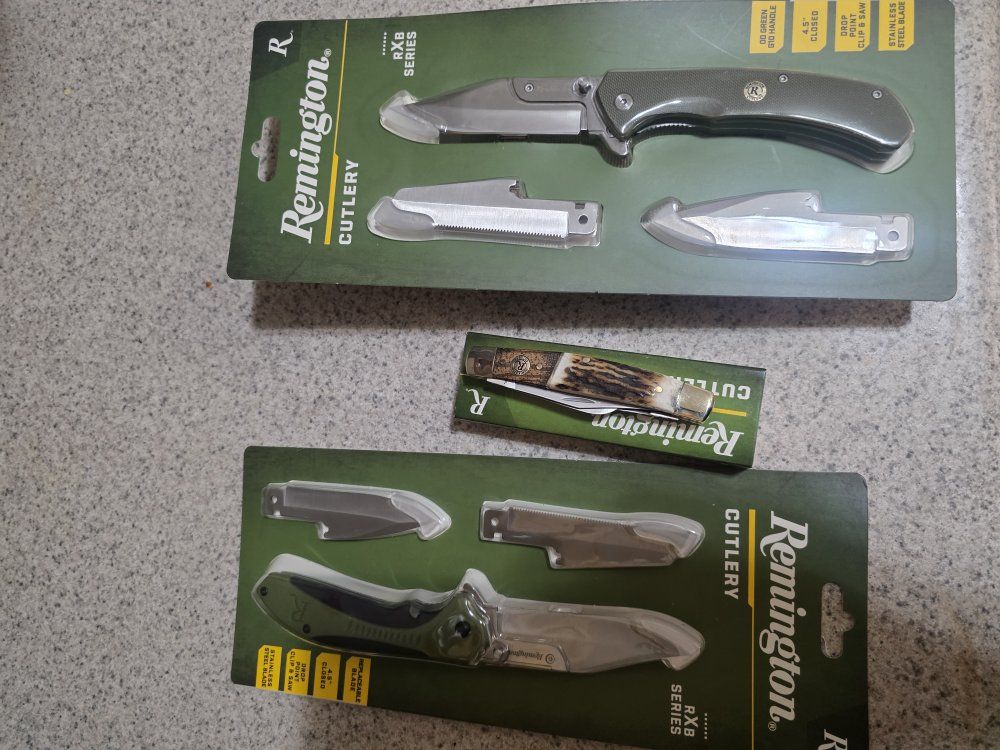 3 Remington knives
