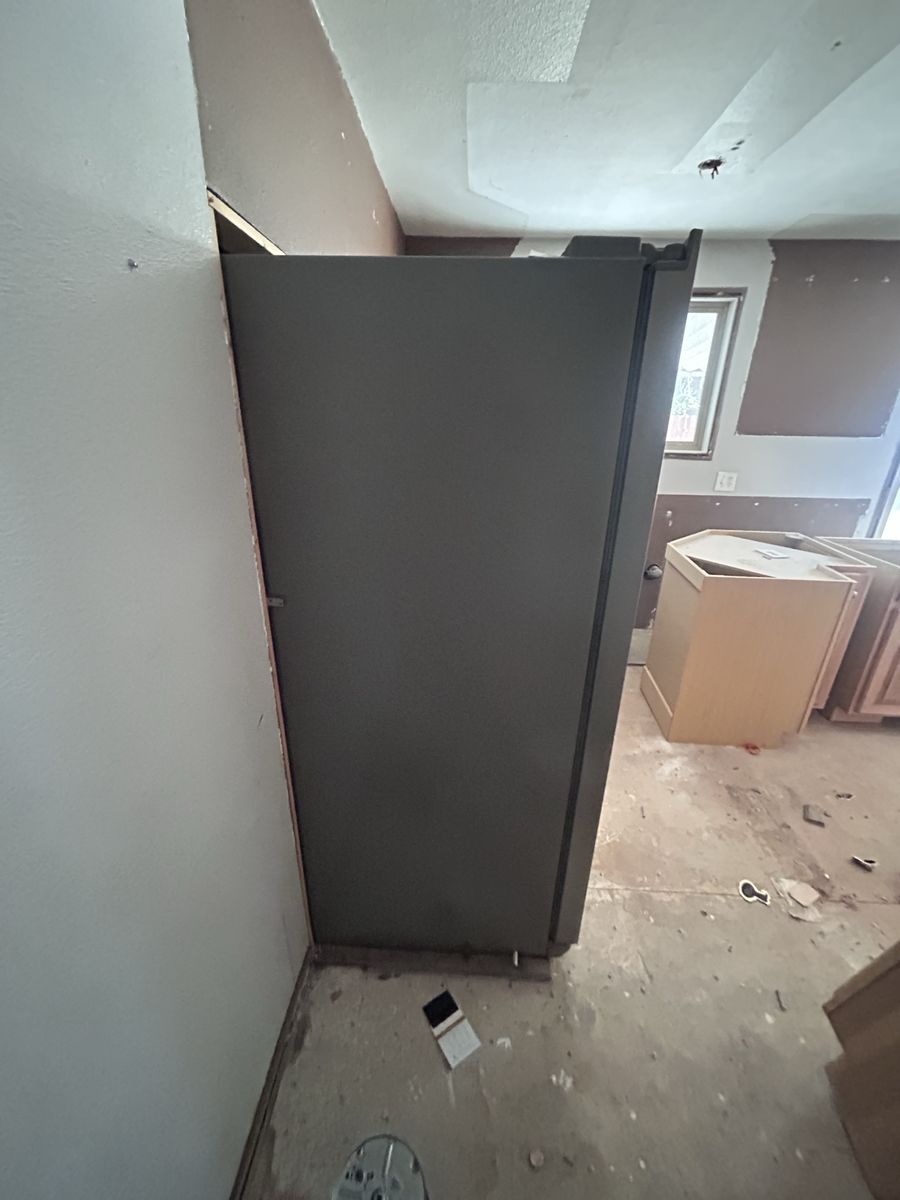 Main image 5