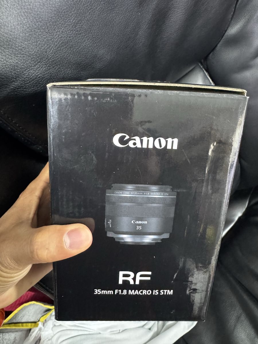 R6 ii , rf35 mm like new 
