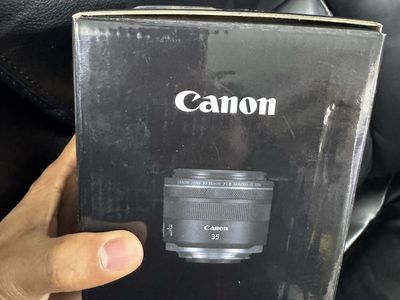 R6 ii , rf35 mm like new