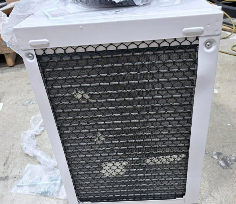 Main image 6