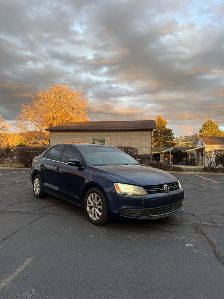 2013 VOLKSWAGEN JETTA 1.8T SE