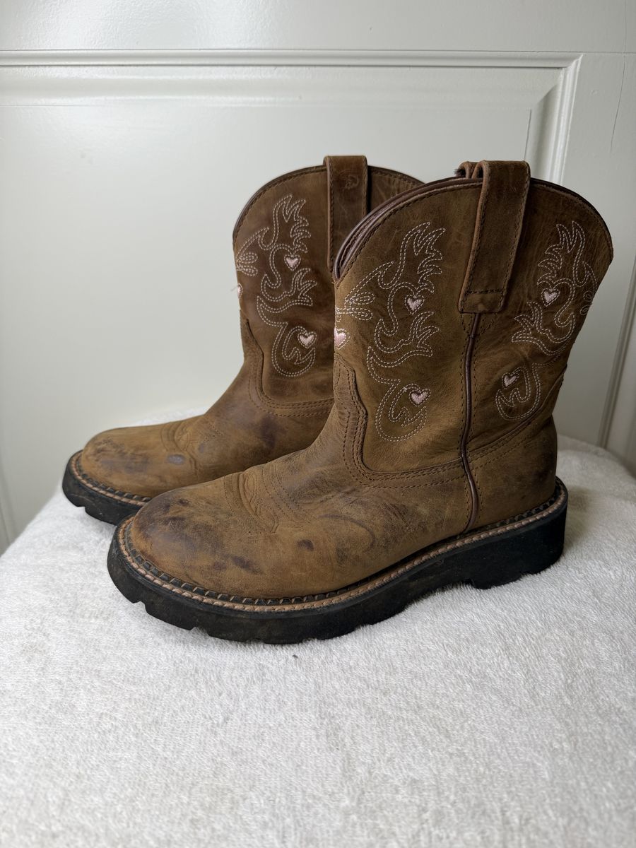 Ariat Fatbaby Women’s Western Work Boots Brown Leathery Pink Hearts Size 8B