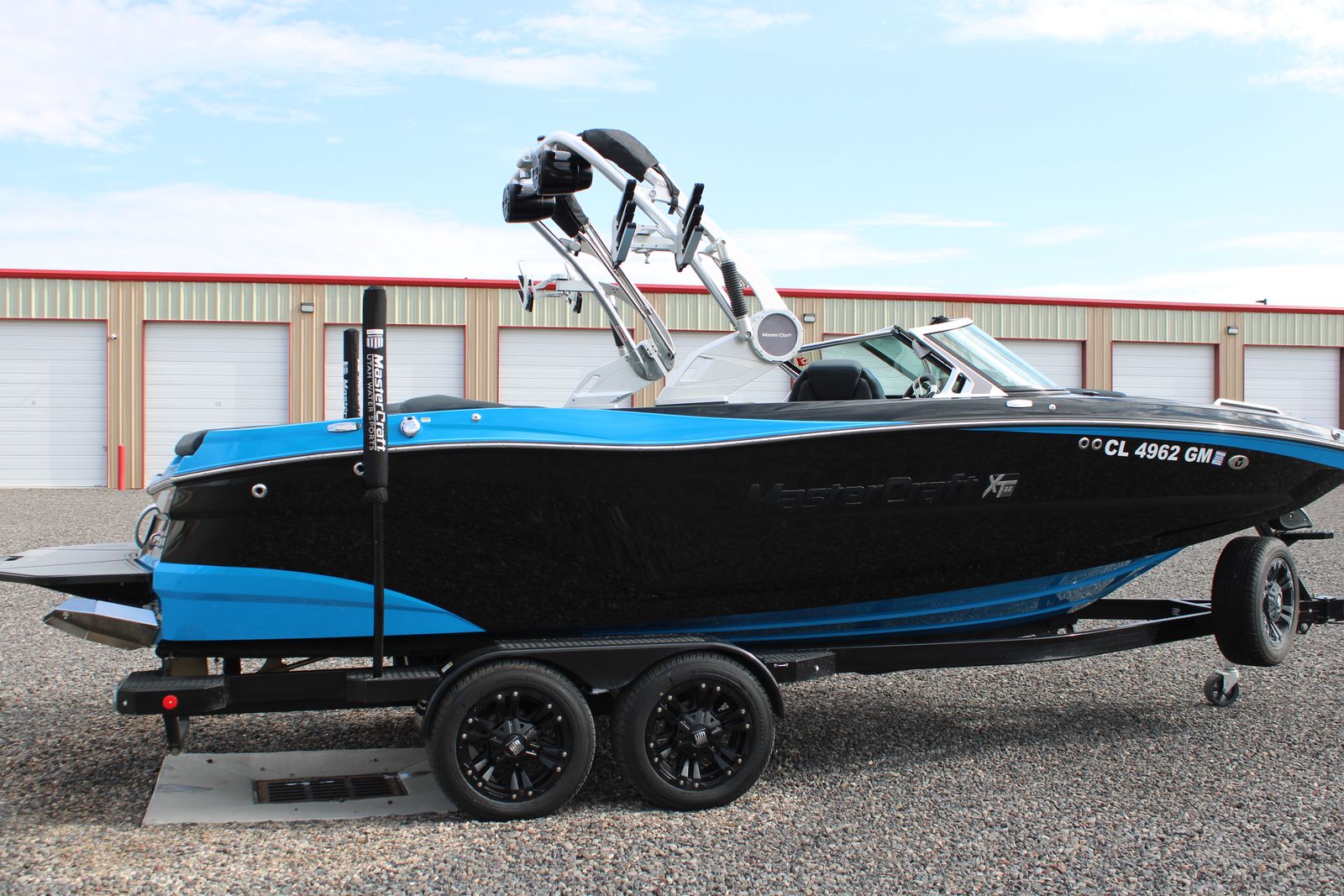 2021 Mastercraft XT22 ( Excellent Condition! )