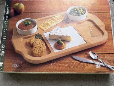 Chip 'n Dip Cheese and Cracker Server (New in Box)