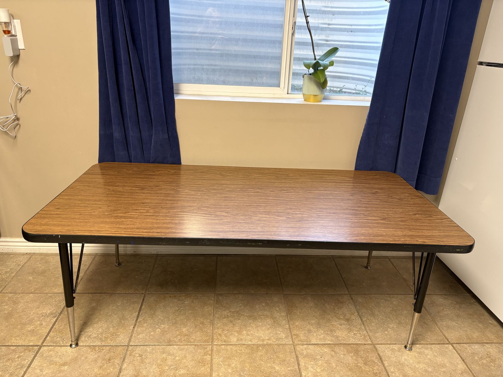 Preschool/school table