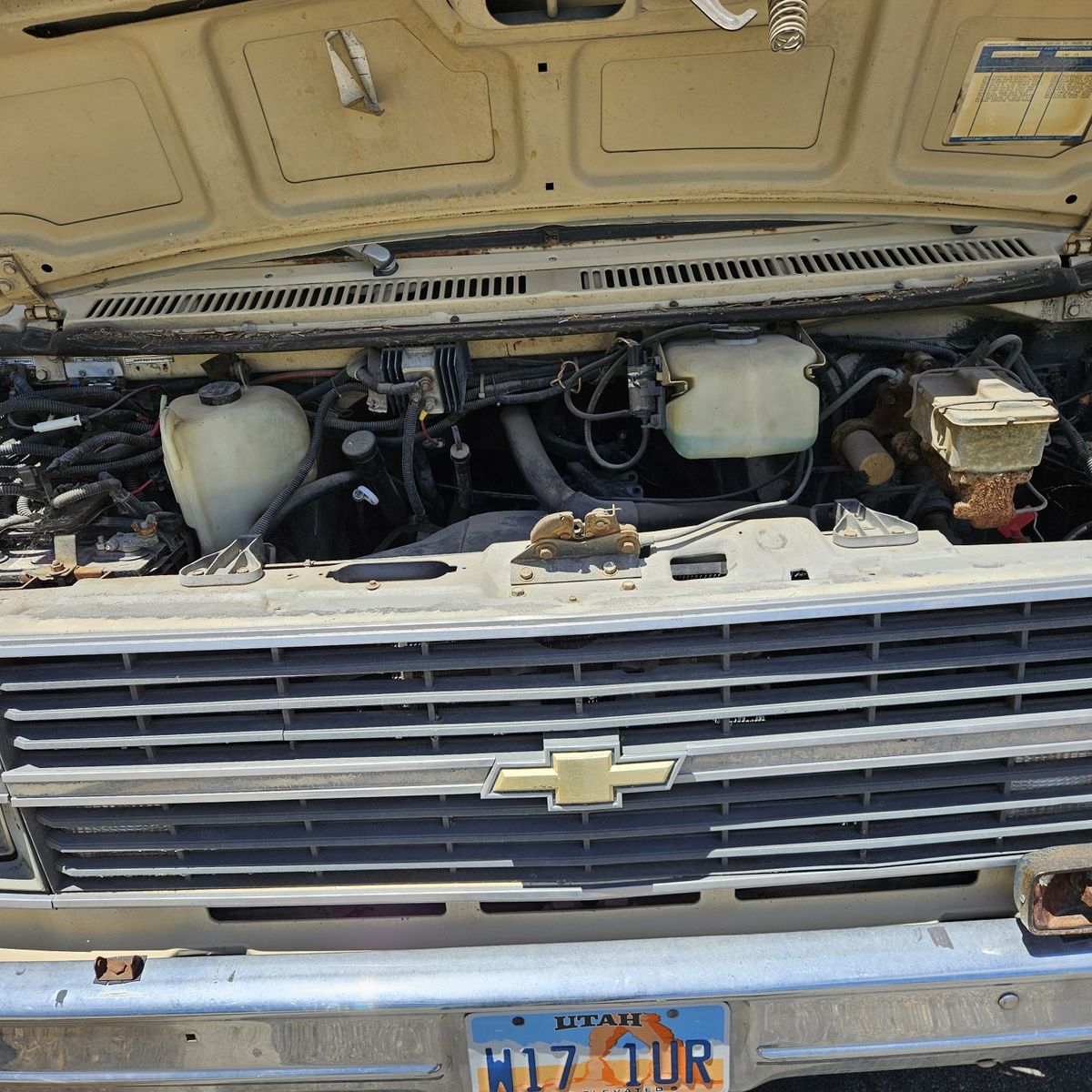 chevy 5.7 v8 350 engine