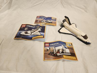 LEGO Creator 3-in-1 Animal + Space Shuttle Play/Parts Bundle
