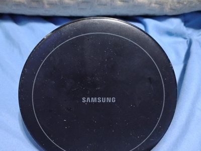 Samsung wireless fast charger