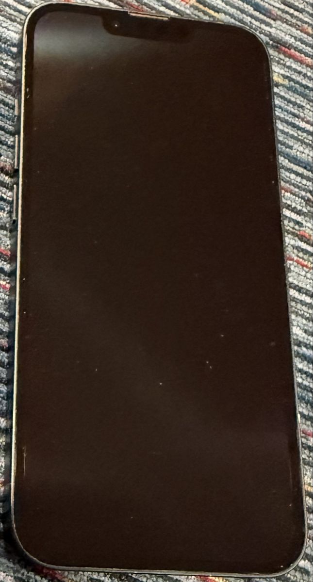 iPhone 13 128 GB midnight unlocked in excellent condition