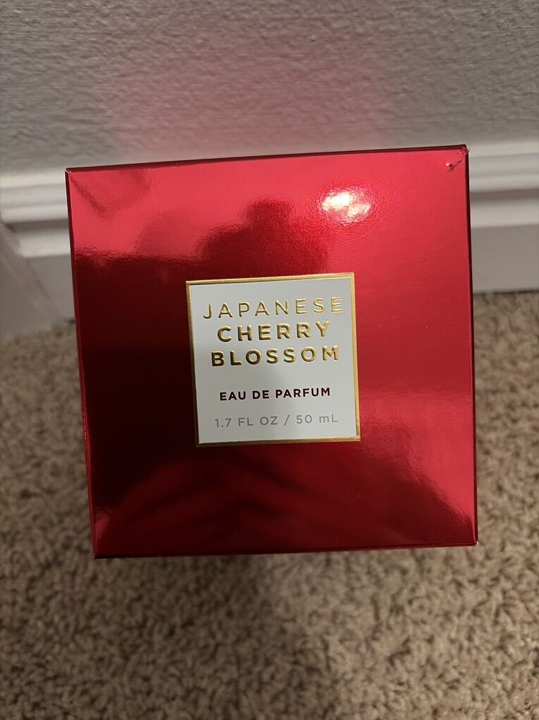 New Discontinued Japanesr Cherry Blosson Parfum