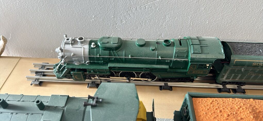 Southern Crescent Limited Toy Train Set