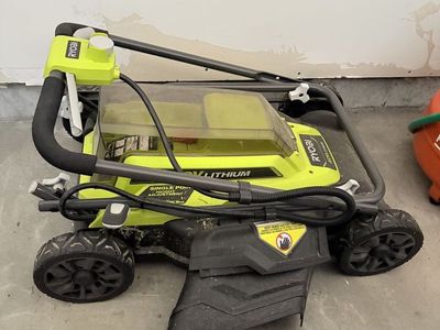Ryobi RY401010 40V 18-Inch Cordless Lawn Mower with Battery and Charger