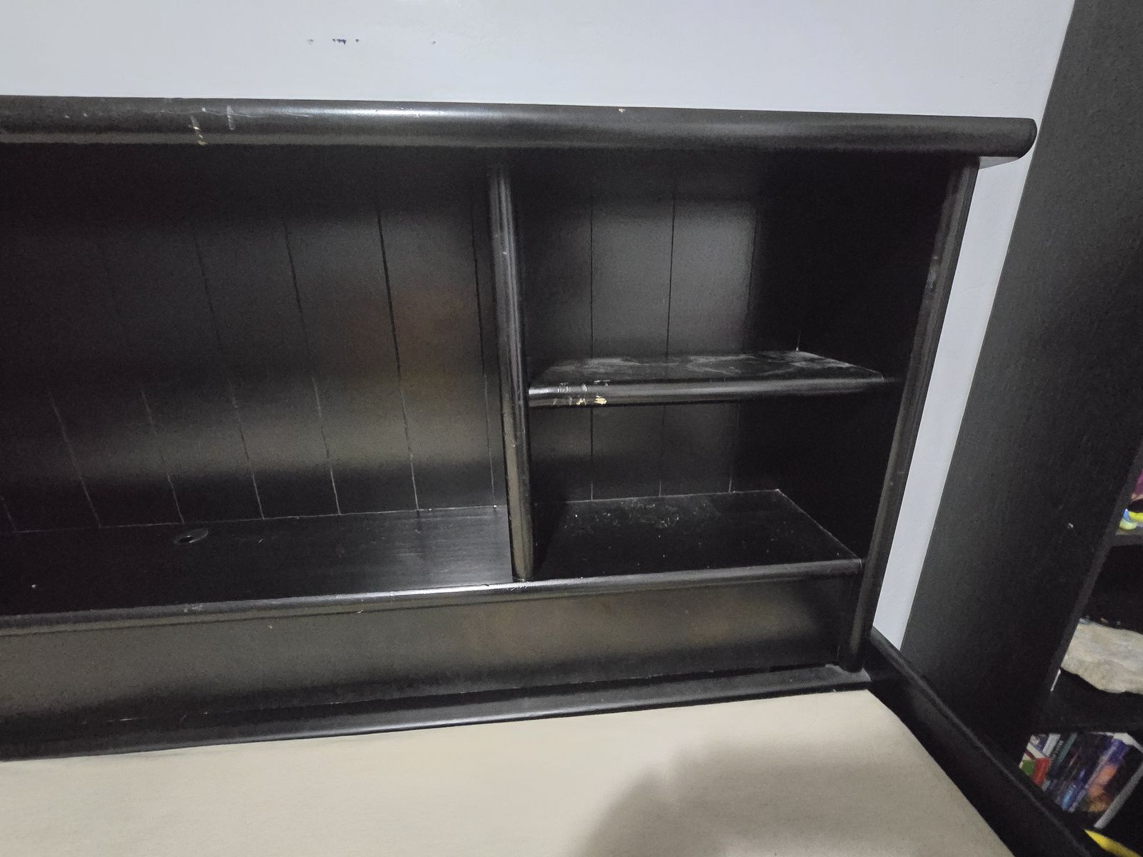 Main image 6