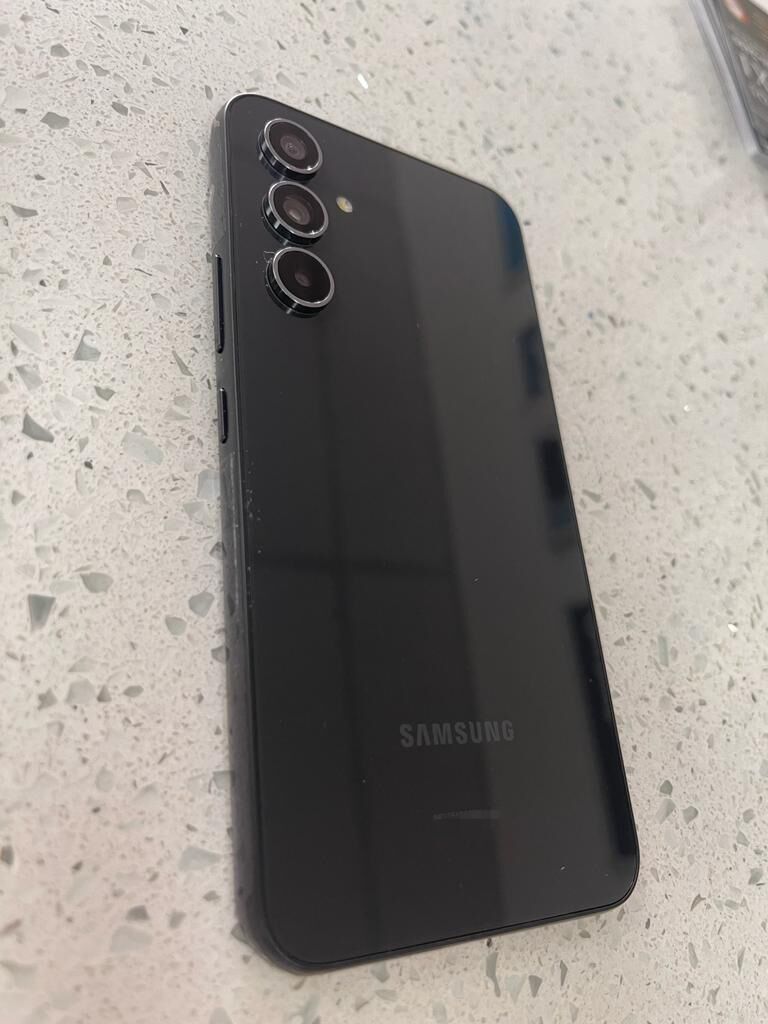 Samsung Galaxy A54 5G - 128GB - Unlocked