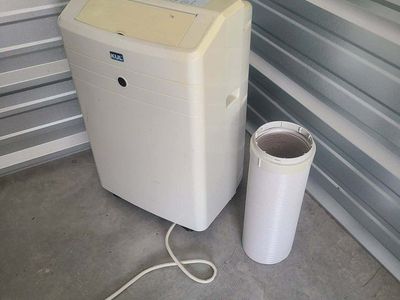 Large AC unit, 3 in 1 air conditioner, fan, and dehumidifier