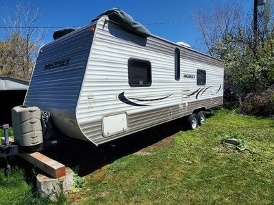 2013 RV trailer 30 feet long