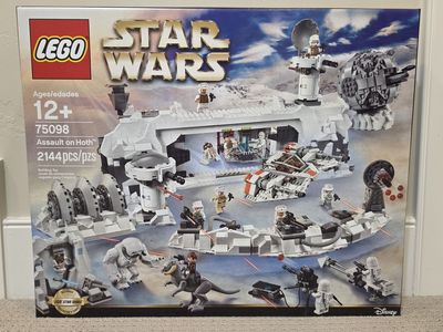 Lego 75098 UCS Assault on Hoth - New in never opened Sealed Box, Retired