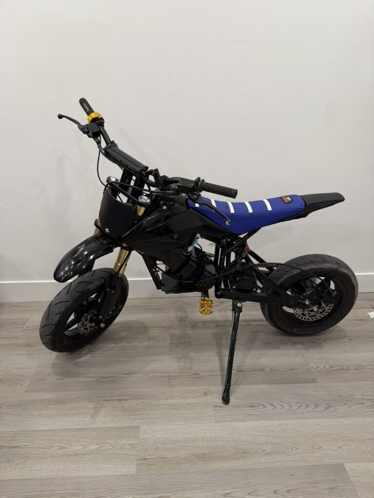 Razor MX650 Wheelie Monster