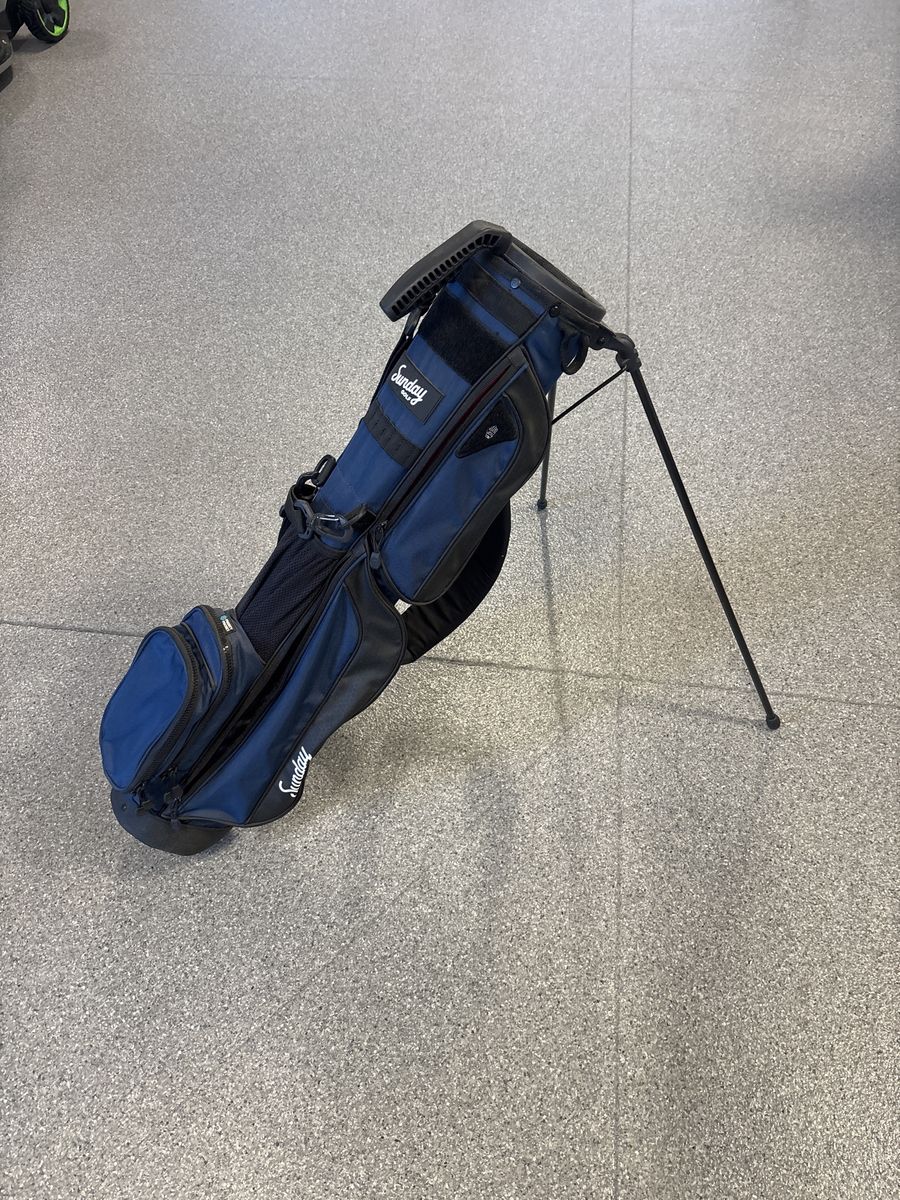 Sunday Golf Loma XL Par 3 Lightweight Golf Bag