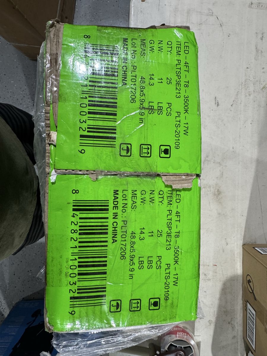 PLT 4FT LED T8 Tube Light 3500K 17W Type B (25-Pack, PLTS-20109)