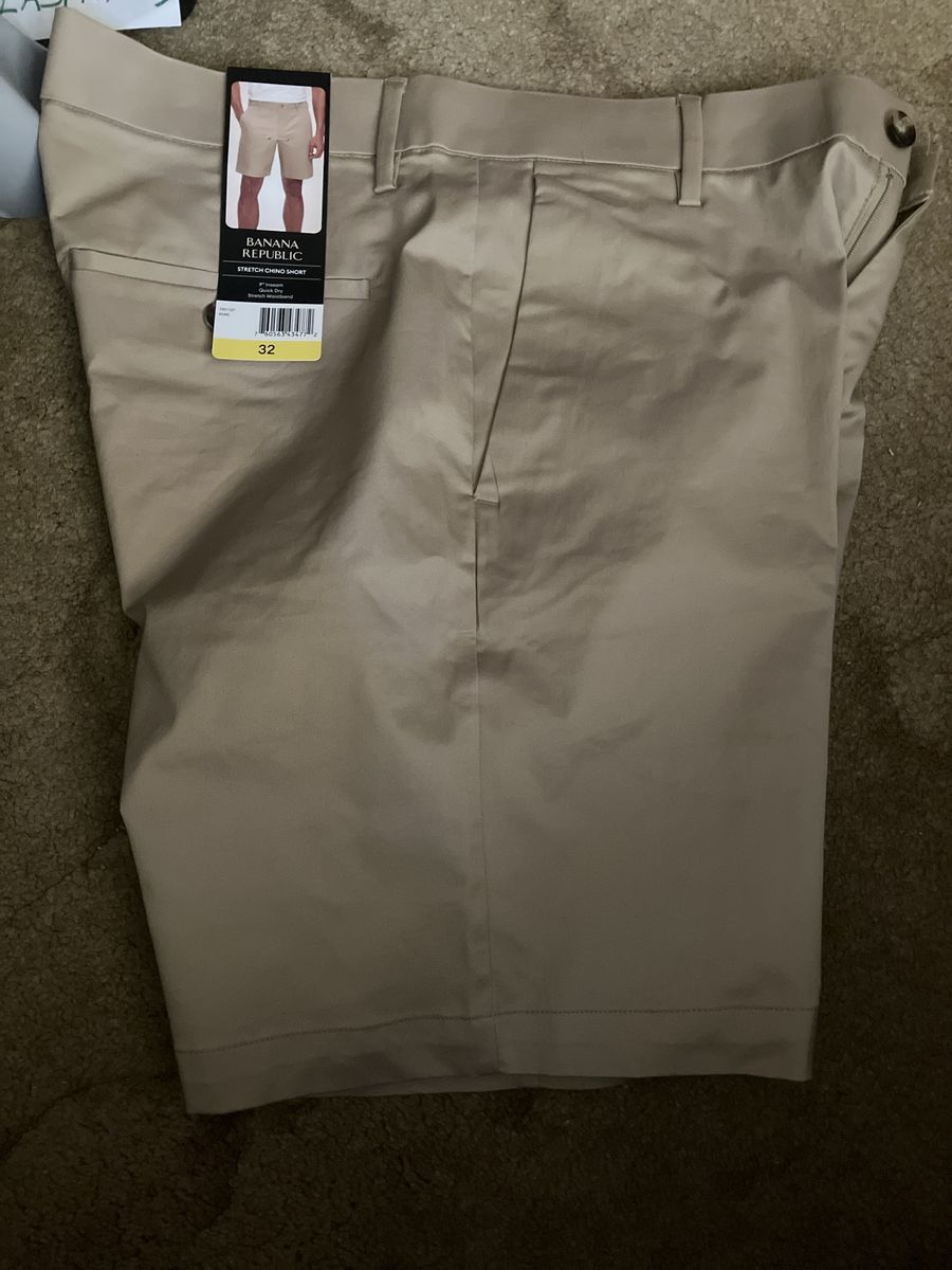 Banana Republic Men's Tan Stretch Chino Shorts Size 32 with 8" Inseam