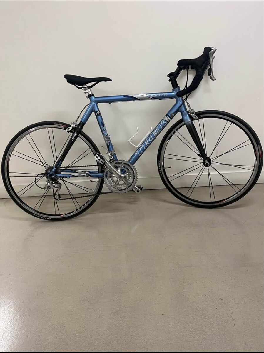 Trek 2003 2200 ZR Alloy / OCLV Carbon Road Bike with 650c Wheels
