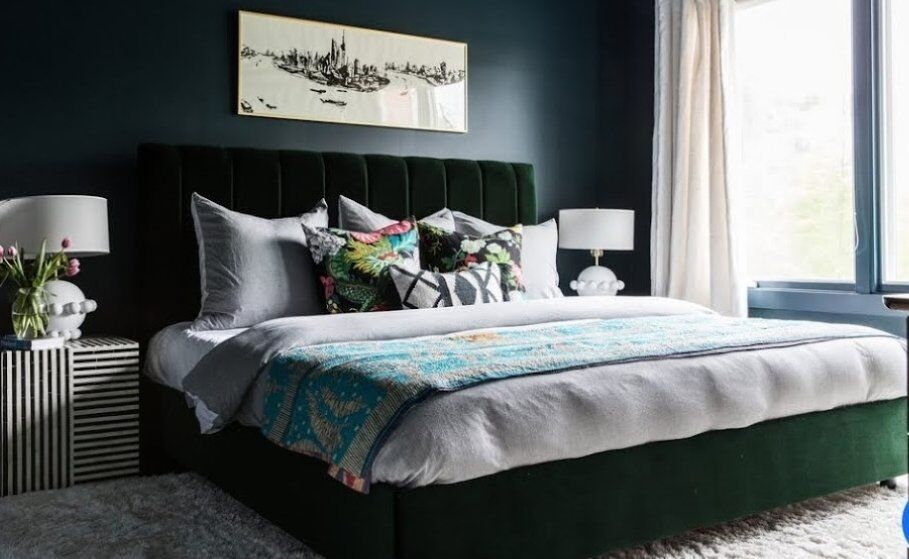 California King dark green velvet bedframe