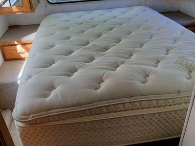 Serta Perfect Sleeper Northstar Stellaris - Queen