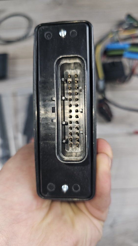 Main image 6