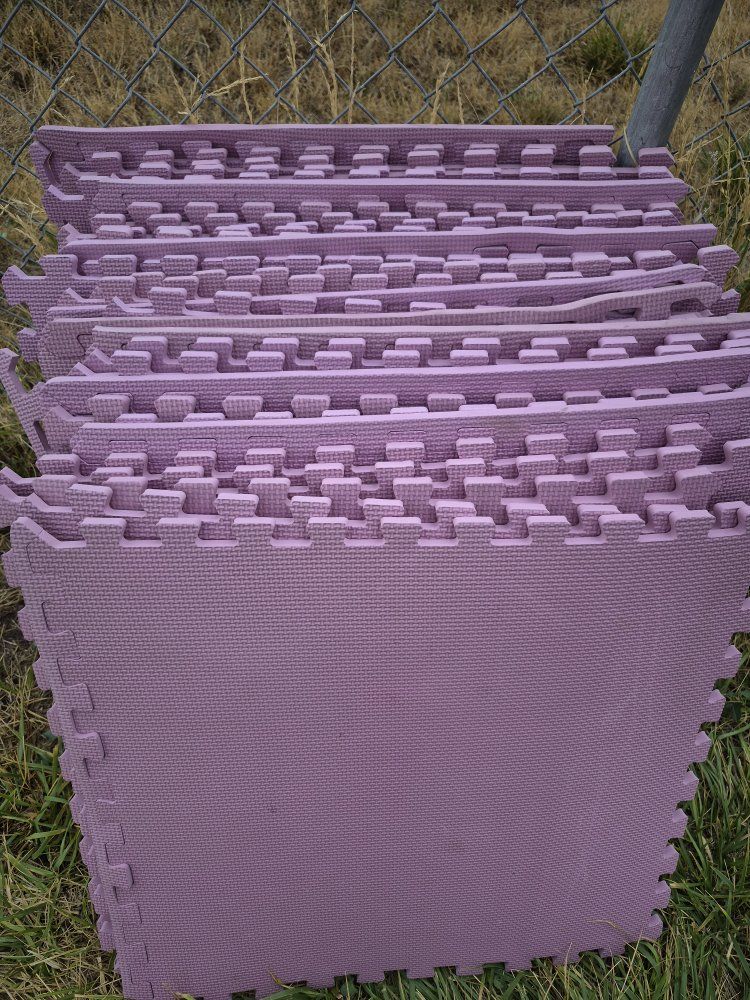 32 Panels Purple Floor EVA Foam Tiles 24x24 inches with edges
