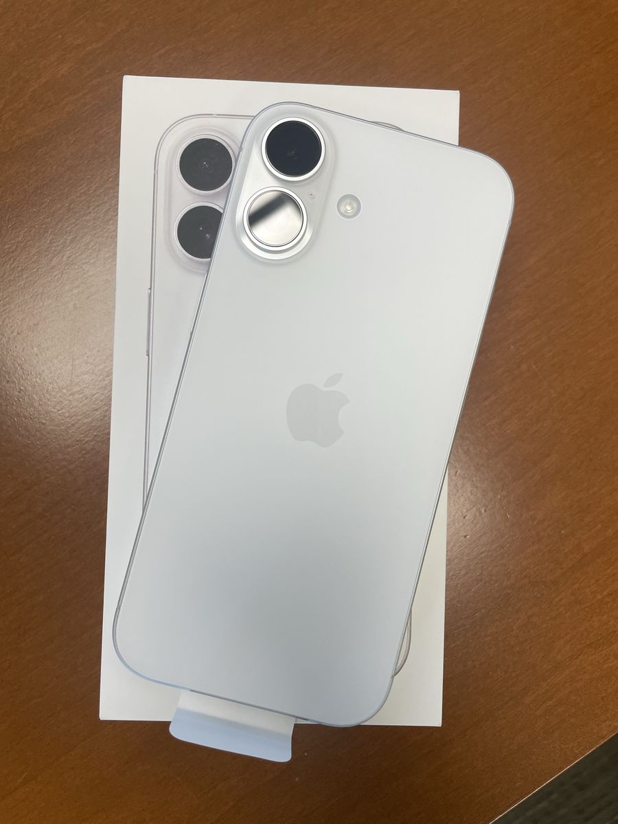 Apple iPhone 17 256gb New(open box)