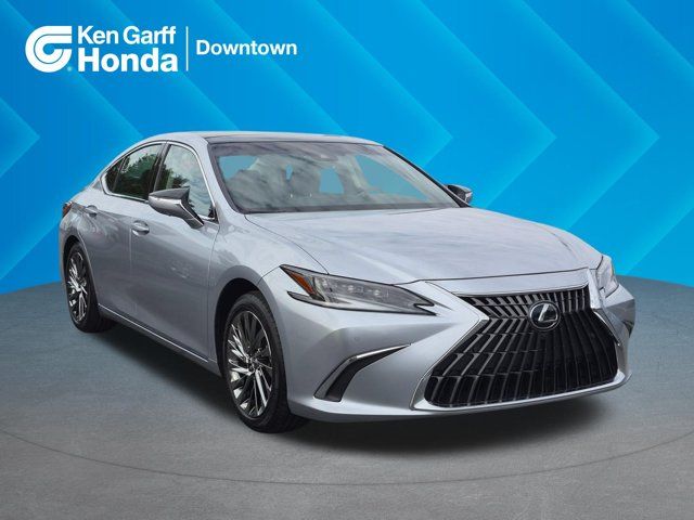2025 Lexus ES Ultra Luxury