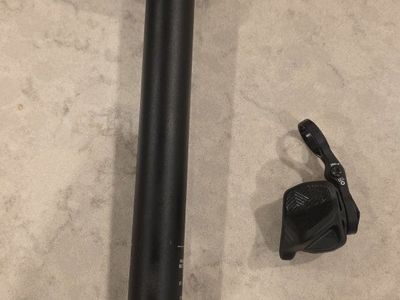 Rockshox Reverb AXS Dropper Seatpost