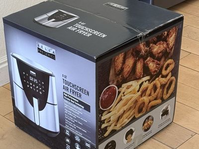 New in box. Bella Pro Series 8-Quart Touchscreen Air Fryer - Stainless Steel