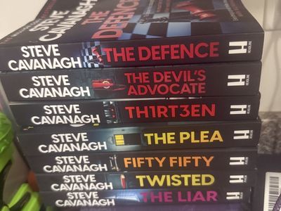 Steve Cavanagh Thriller Book Set (7 Books) – Like New