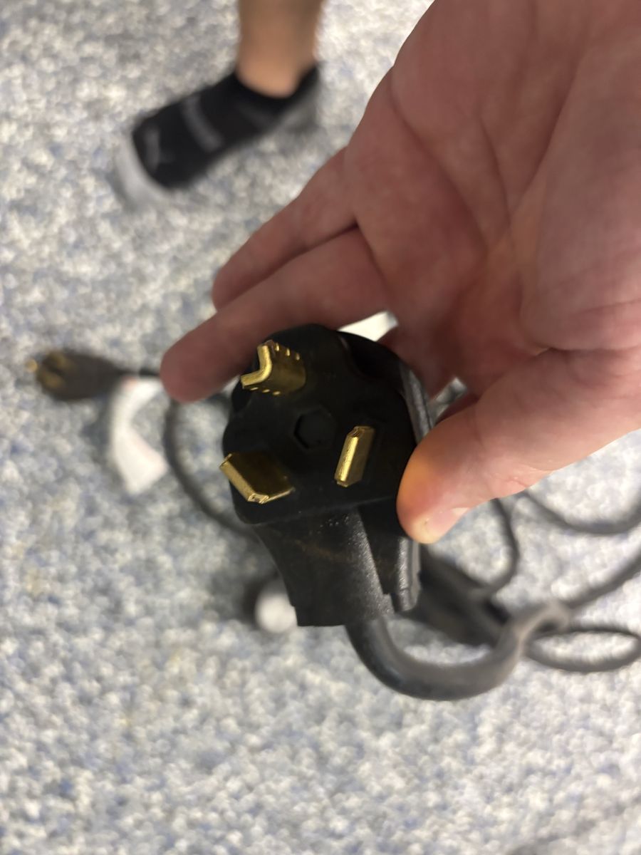 240 Volt Charge Jeep Wrangler 4xe