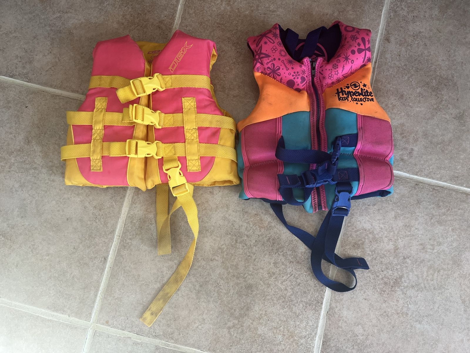 Kids/ toddler life jackets both are child 30-50 po