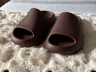 Yeezy YS-01 Slides