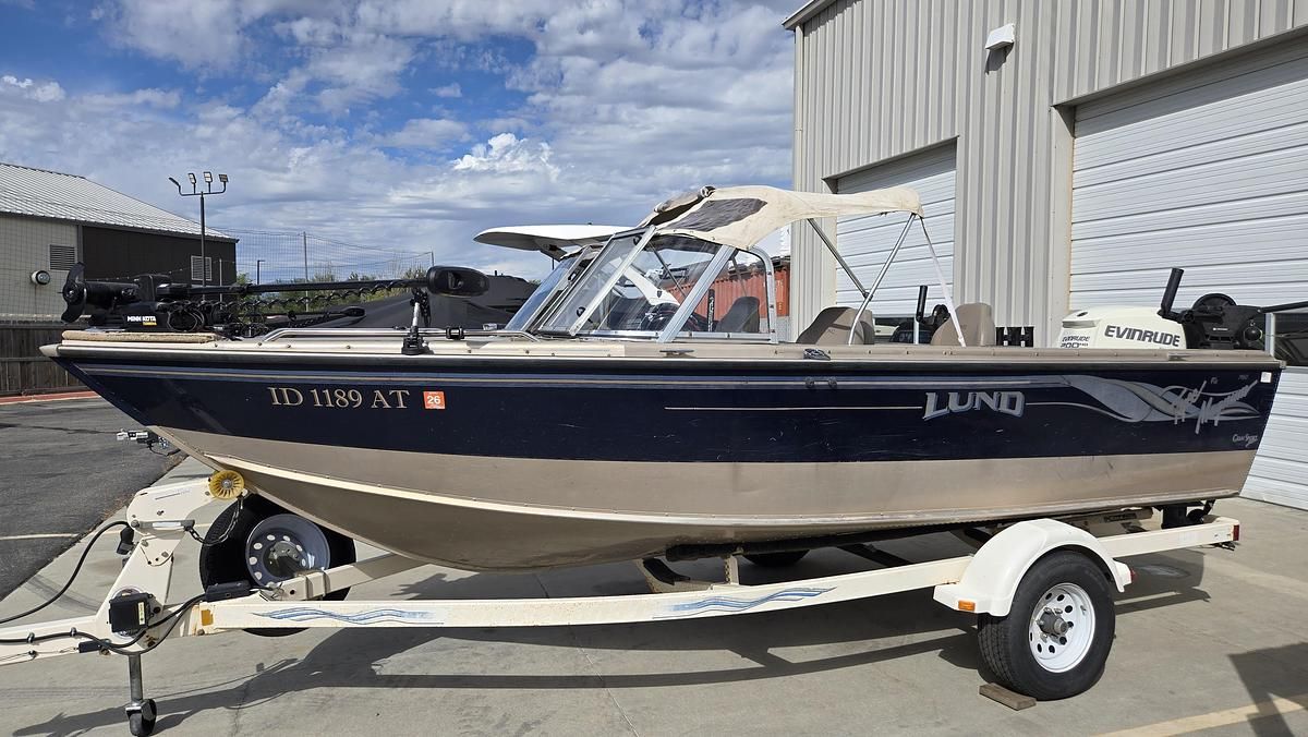 1999 Lund 1950 Tyee Magnum Grand Sport