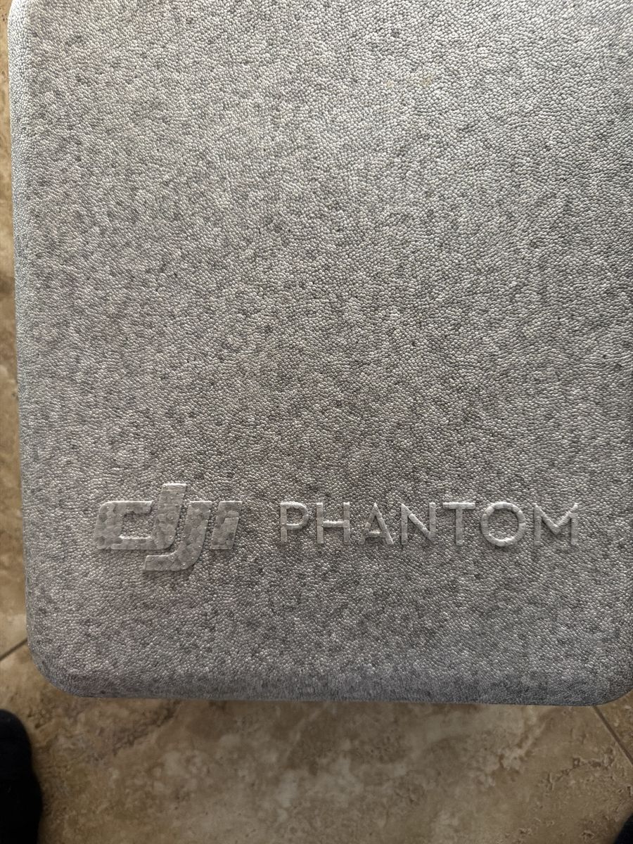 DJI Phantom 4