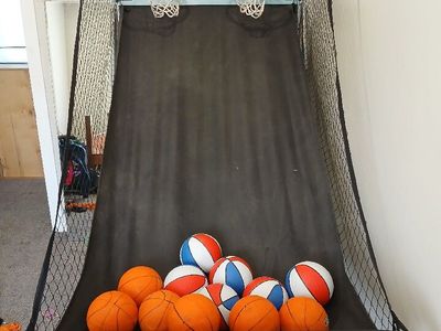 Basketball game